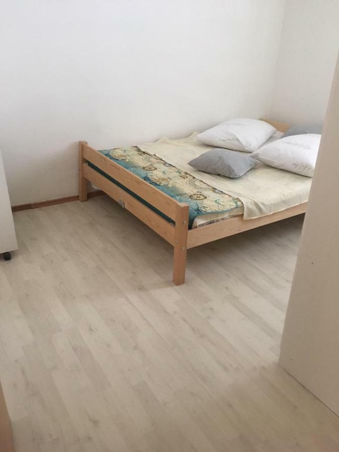 Angella Apartment Dugi Rat Eksteriør billede